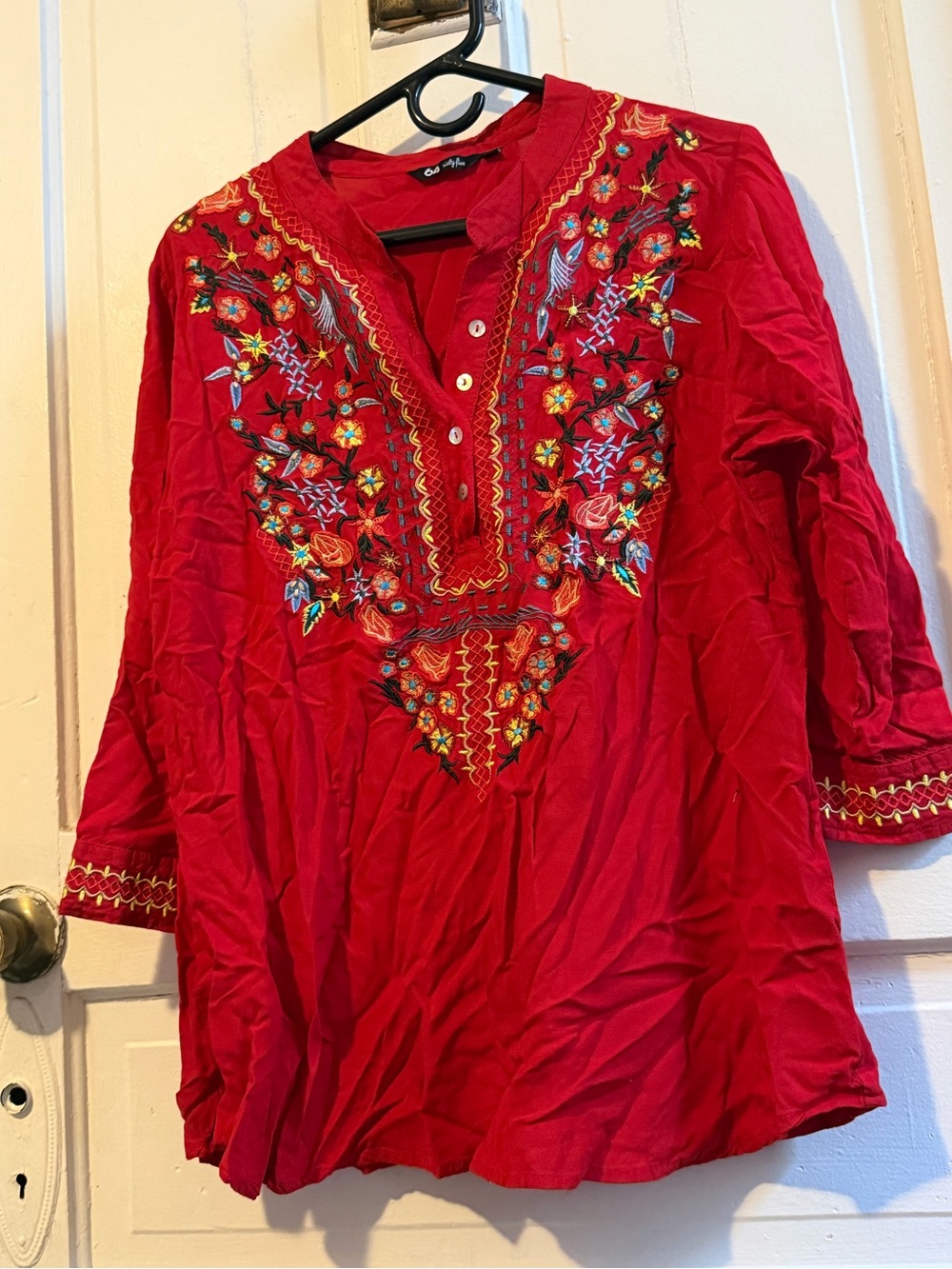 Red Embroidered Women’s Tunic with V-Neck Detail